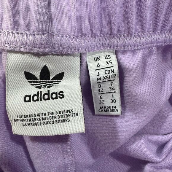 Adidas Lavender Fleece Lined Shorts - Picture 4 of 4
